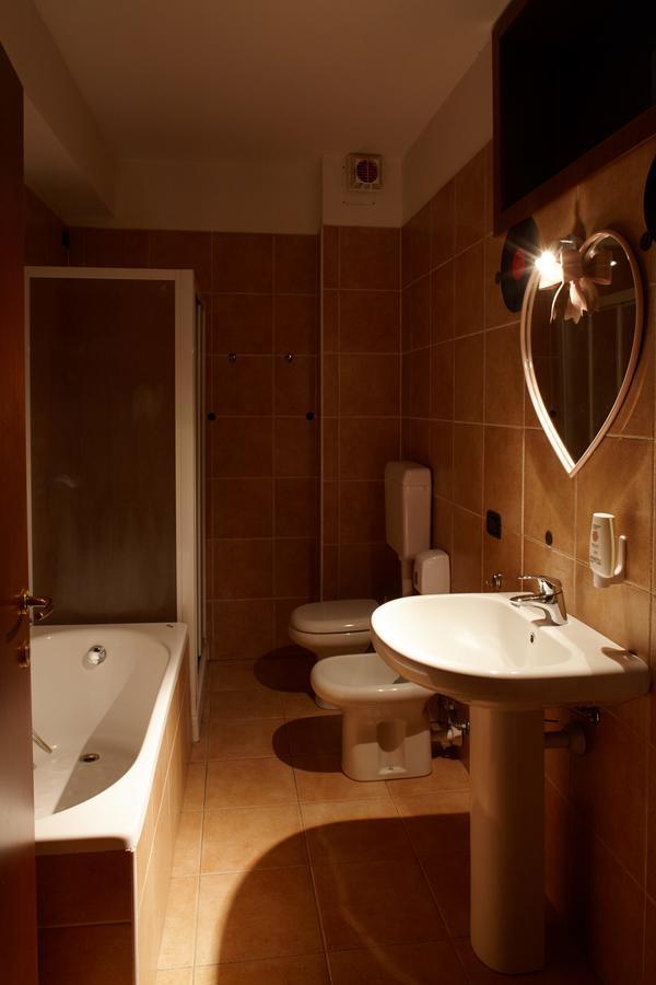 Mantua Hostal Eksteriør billede