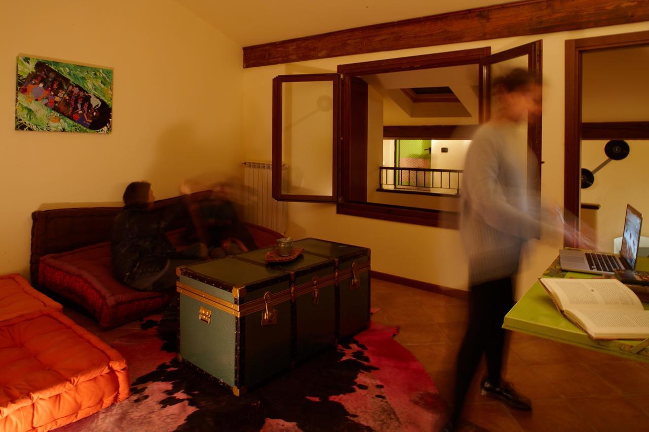 Mantua Hostal Eksteriør billede